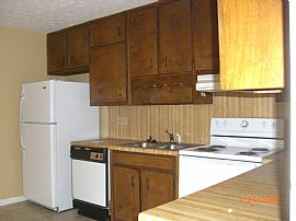 Duplex - 2 Bed, 1 Bath in Lawrenceville, GA (Photo 2 of 6)