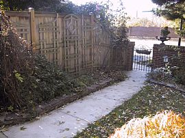 Townhouse in Old Town, 2 Bed 2.5 Bath in Alexandria, VA (Photo 2 of 6)