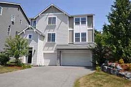 Stunning Camwest Home With The First Month Bonus  in Lynnwood, WA