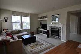 Stunning Camwest Home With The First Month Bonus  in Lynnwood, WA (Photo 3 of 4)