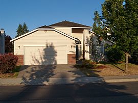 3 Bedroom Rambler Near 7 Acre Park and Mark Twain Elementary in Kirkland, WA