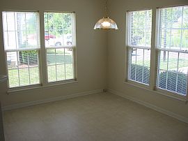 Lake Community Townhome in Denver, NC (Photo 4 of 6)