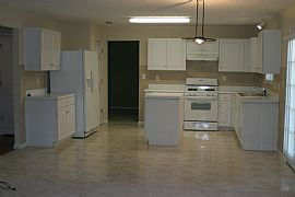 HOME FOR RENT GREAT LOCATION FANTASTIC SCHOOLS in Buford, GA (Photo 2 of 6)