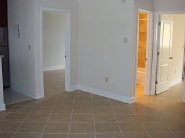 1 BR - Everything Brand New, Cheap and Clean! in Fort Lauderdale, FL (Photo 3 of 5)