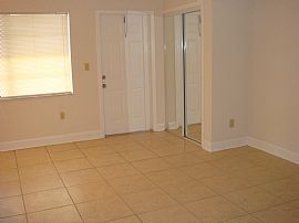 1 BR - Everything Brand New, Cheap and Clean! in Fort Lauderdale, FL (Photo 4 of 5)