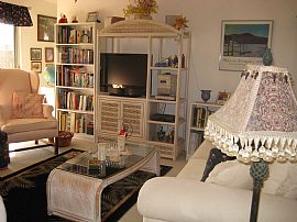 Condo in lovely Royal Woods in Fort Myers, FL (Photo 2 of 4)