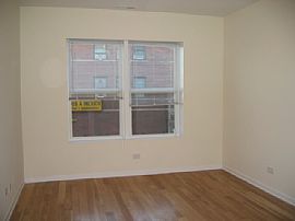 2BD/1BA Condo In Albany Park, Close To Brown Line in Chicago, IL (Photo 2 of 6)