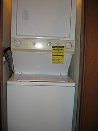 2BD/1BA Condo In Albany Park, Close To Brown Line in Chicago, IL (Photo 6 of 6)