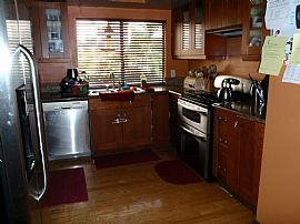 3 Bedroom / 3 Bath Beautiful Townhouse, Whittier CA in Whittier, CA (Photo 3 of 6)