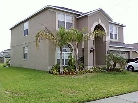 New 5 Bedroom, Two Story Home with Patio and Garage in Riverview, FL (Photo 2 of 6)