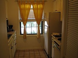 2 bedroom Pennsbury Village Rental Apartment in Pittsburgh, PA (Photo 4 of 4)