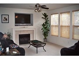 2400 sq. ft. 3 bed 3 bath In A Quiet Kid Friendly Neighborhood in Hollister, CA (Photo 3 of 6)