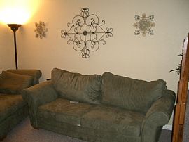 2 Bed/1.5 BA -Fully Furnished Townhome in Gainesville, FL