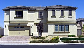 Large home, excellent condition w/ lots of extras, quiet area in Las Vegas, NV