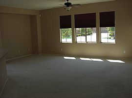 Large home, excellent condition w/ lots of extras, quiet area in Las Vegas, NV (Photo 2 of 4)