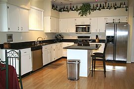 4 BR Home with Custom Home Theater! in Brandon, FL (Photo 4 of 6)