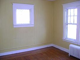 Beautiful 2 Bedroom Apartment in New Haven, CT (Photo 1 of 5)