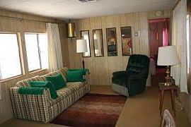 Clean 2 BR / 2 BA - Furnished, Large Yard in Mesa, AZ (Photo 2 of 4)