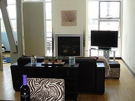 Gorgeous Loft near Santa Monica College in Santa Monica, CA (Photo 3 of 6)