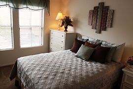 2 BR / 2 BA - Great Location, New, 1st month Free, Low Move In in Las Vegas, NV (Photo 4 of 6)