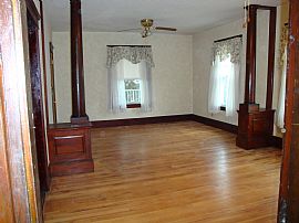 Quiet, Spacious, Clean 2 Bed on 3rd Floor near NSmithfield Line in Woonsocket, RI (Photo 1 of 2)