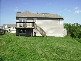 3 Year Old Home on Private Cul-de-sac Lot in Hebron, KY (Photo 4 of 4)