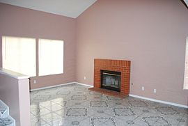 Gated Community with Pool/Spa in Palmdale, CA (Photo 3 of 6)