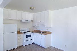 COLLEGE COURT*FREE MONTH*$99.00 TO MOVE IN*866-443-7300*TILL 10 in Las Vegas, NV (Photo 3 of 6)