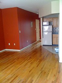 Large 1 BR Apartment in Brownstone in Manhattan, NY (Photo 3 of 6)