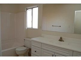 LARGE DUPLEX-REMODEL-FIRE PLACE-VAULTED CEILING-SJSU in San Jose, CA (Photo 3 of 6)