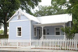 Restored Victorian Near Downtown Tampa in Tampa, FL