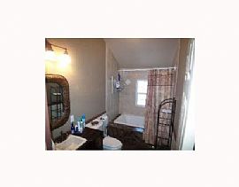 2 BR / 2BA Old Northeast in Saint Petersburg, FL (Photo 4 of 4)