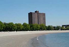 PERFECT 1 BR in 2BR apartment, Right Across from BEACH in South Boston, MA