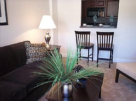 PERFECT 1 BR in 2BR apartment, Right Across from BEACH in South Boston, MA (Photo 3 of 4)