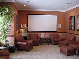 2 and 3 bedroom townhome near college in Gainesville, FL (Photo 4 of 4)