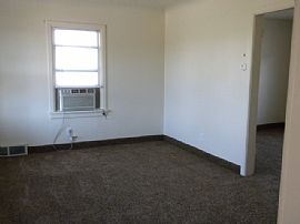 3 BEDROOM 1 BATH HOME IN MALAD in Malad City, ID (Photo 4 of 5)