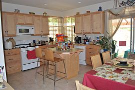 FIVE BEDROOM W/ OFFICE/MEDIA ROOM HOUSE FOR RENT in Renton, WA (Photo 4 of 6)