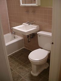 2 Bed / 1 Bath Condo Available NOW! in Avon, CT (Photo 4 of 6)