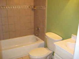 5 bedroom Home near metro in Rockville, MD