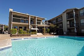 Spacious & Cozy One Bedroom in San Antonio, TX (Photo 2 of 4)