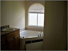 3BR/2BA Completely remodeled house in gated community in Boca Raton, FL (Photo 2 of 4)