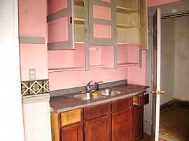  Cheap 2 Family Home 4bed/1bath Buy home Stop rent to own avail in Cleveland, OH (Photo 4 of 5)