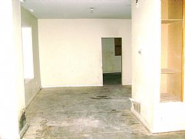 Rent to own 345/month Needs work/ Handy Person 3-bed bed/1/2 ba in Cleveland, OH (Photo 2 of 5)