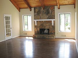 Spacious Home In EAST COBB! Best Schools!! in Marietta, GA (Photo 2 of 6)