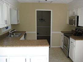 Spacious Home In EAST COBB! Best Schools!! in Marietta, GA (Photo 4 of 6)