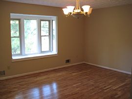 Spacious Home In EAST COBB! Best Schools!! in Marietta, GA (Photo 6 of 6)