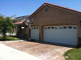 3 Bedroom 2 Bath 1800sq/ft Home  in Santee, CA (Photo 3 of 4)