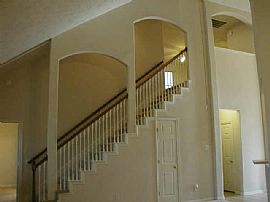 SPACIOUS 3 BRS, 2.5 BATHS, 2400 SQ OPEN FLOOR PLAN in Sugar Land, TX (Photo 5 of 6)