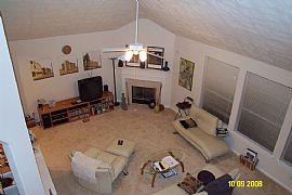 SPACIOUS 3 BRS, 2.5 BATHS, 2400 SQ OPEN FLOOR PLAN in Sugar Land, TX (Photo 6 of 6)