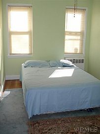 2 bedrooms Co-op rental in a garden style complex.  in Yonkers, NY (Photo 4 of 5)